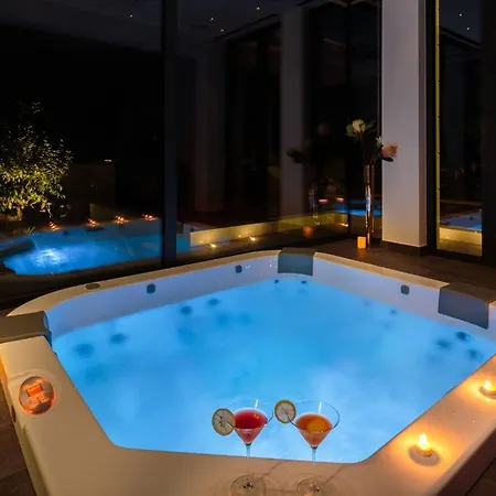 Luxury Seafront Blue Heaven Ciovo With Pool Villa *